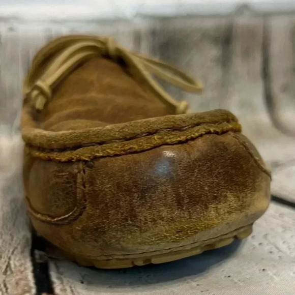 UGG - moccasins men’s in great condition!! Size 10 - Picture 10 of 13